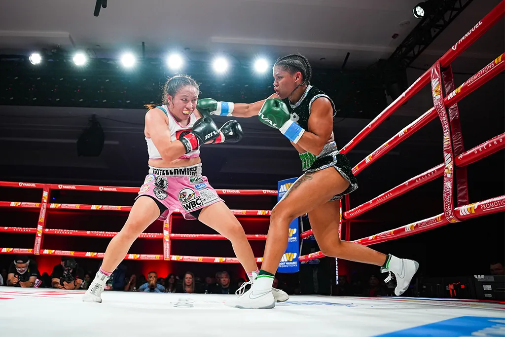 MVPW-05: Krystal Rosado Sweeps Alondra Hernandez